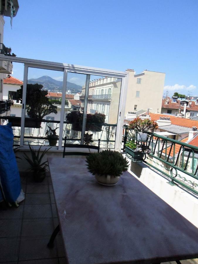 In Rue Halevy Appartamento